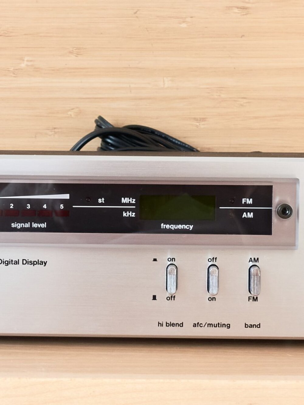 AIWA R22 FM AM Stereo Tuner Vintage Radio Component Made in Japan